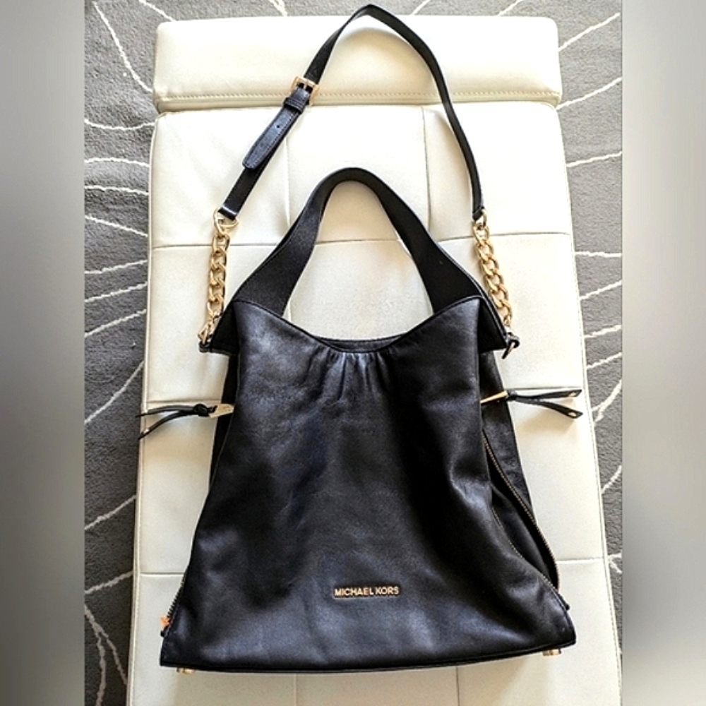 Michael Kors Devon Black Slouch Hobo Shoulder Convertible Chain Strap Large Bag